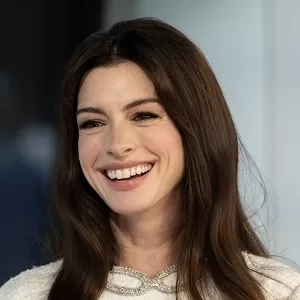 Anne Hathaway