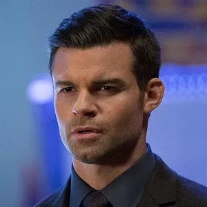 Daniel Gillies