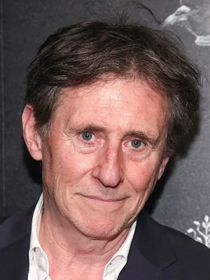 Gabriel Byrne