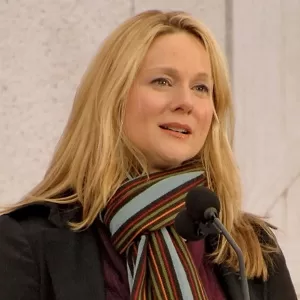 Laura Linney