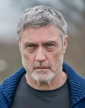 Vincent Regan