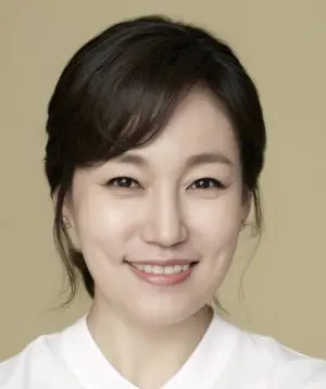 Jung Kyung-soon