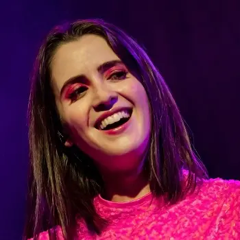 Laura Marano