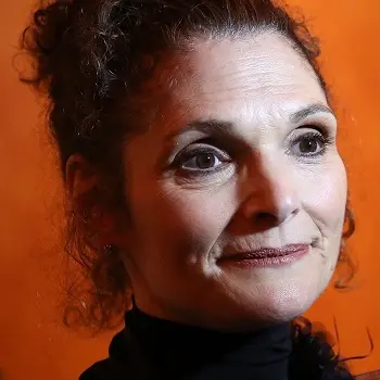 Mary Elizabeth Mastrantonio