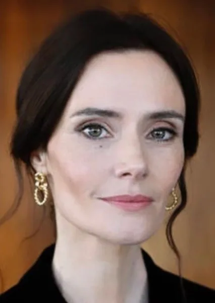 Rebecca Calder